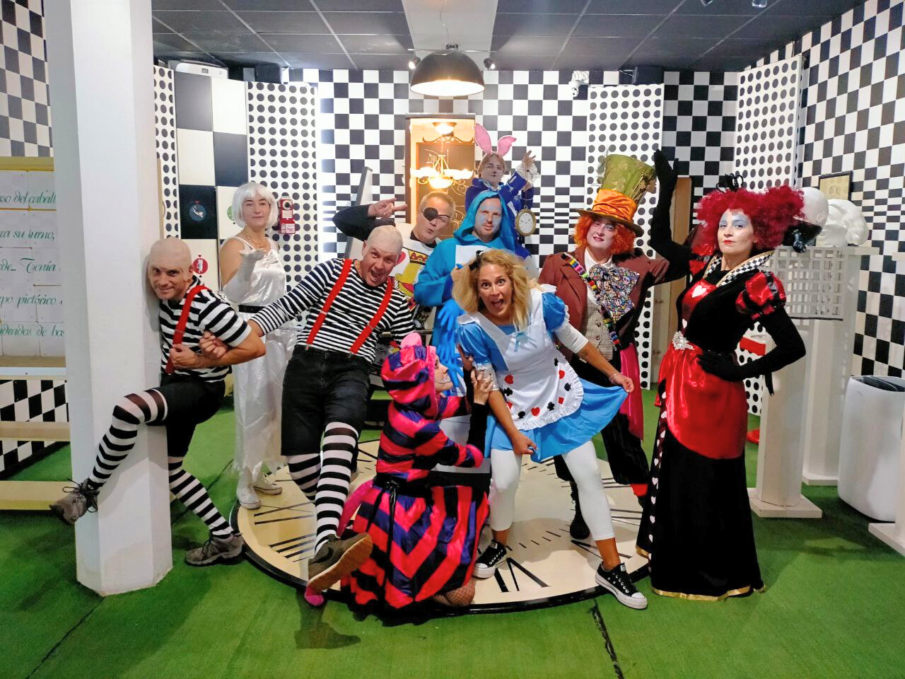 San Solterín en Madrid: el mejor plan para San Valentín en grupo ❤️‍🔥